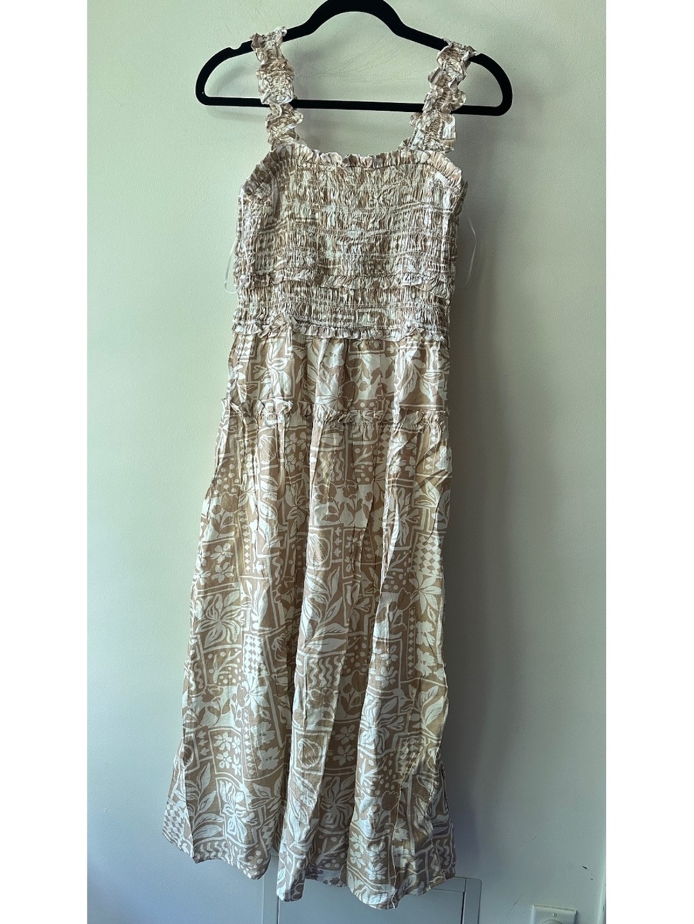 Blu Pepper Beige Tropical Smocked Midi Dress 15” PTP Size M | 5006